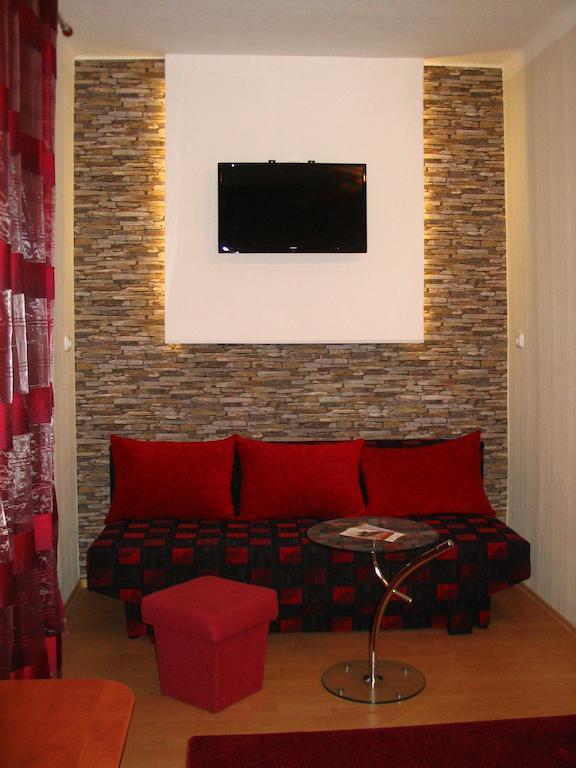 Fortuna Hotel Miskolc Exteriör bild